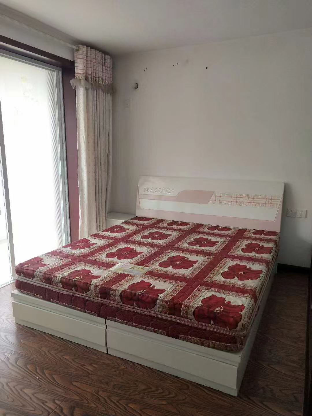 文登櫻花時尚小區(qū)出租 文登櫻花時尚小區(qū)出租