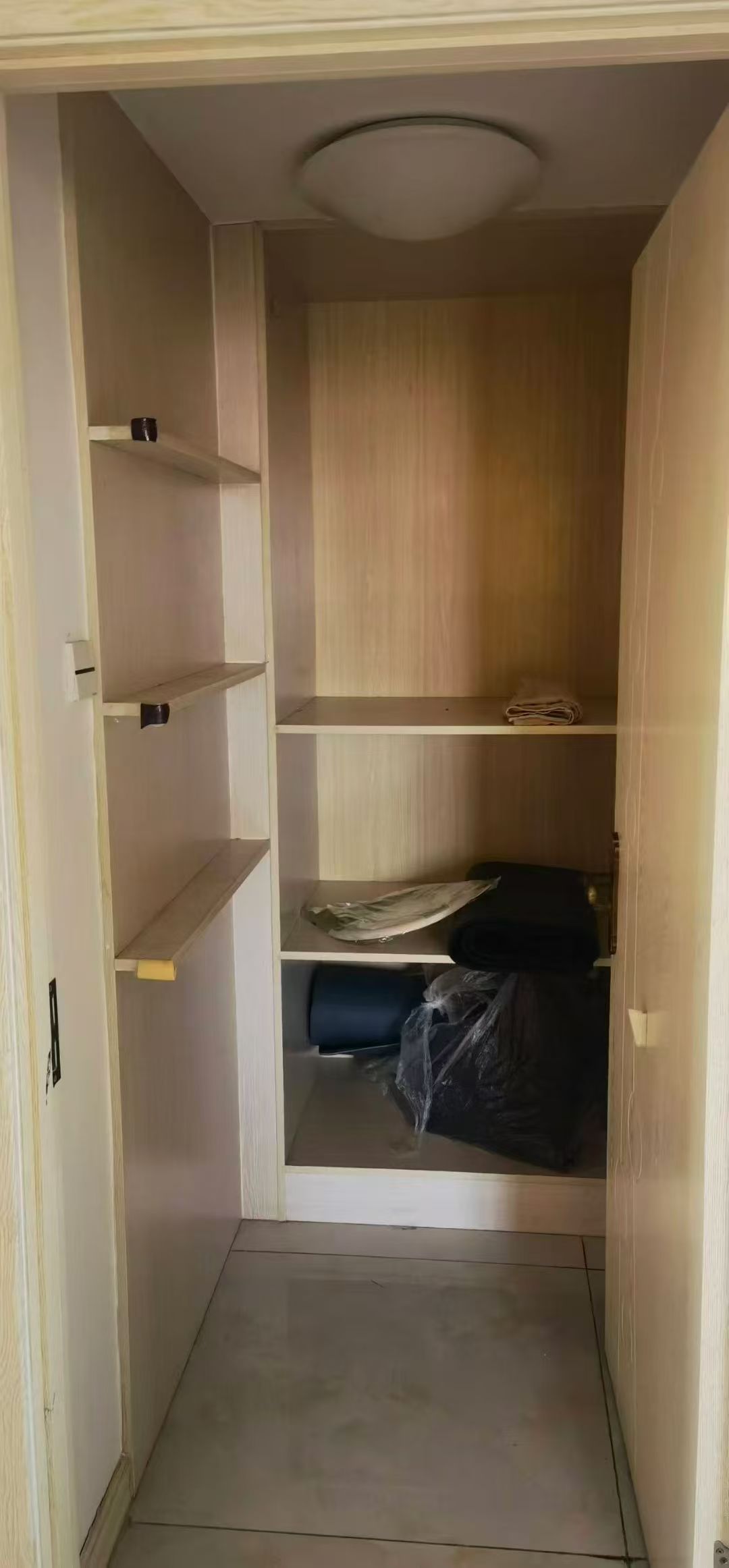 【出租】文登天福小學河景東城三期三室拎包入住1000元/月