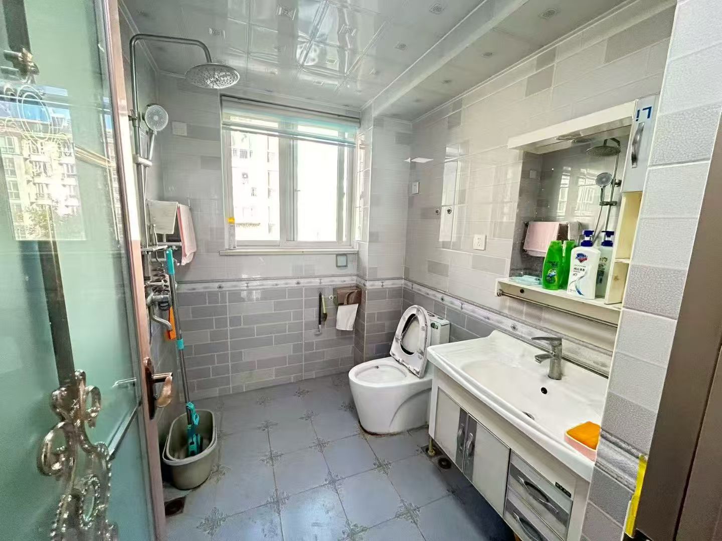 @900/月，銀海綠洲，3樓