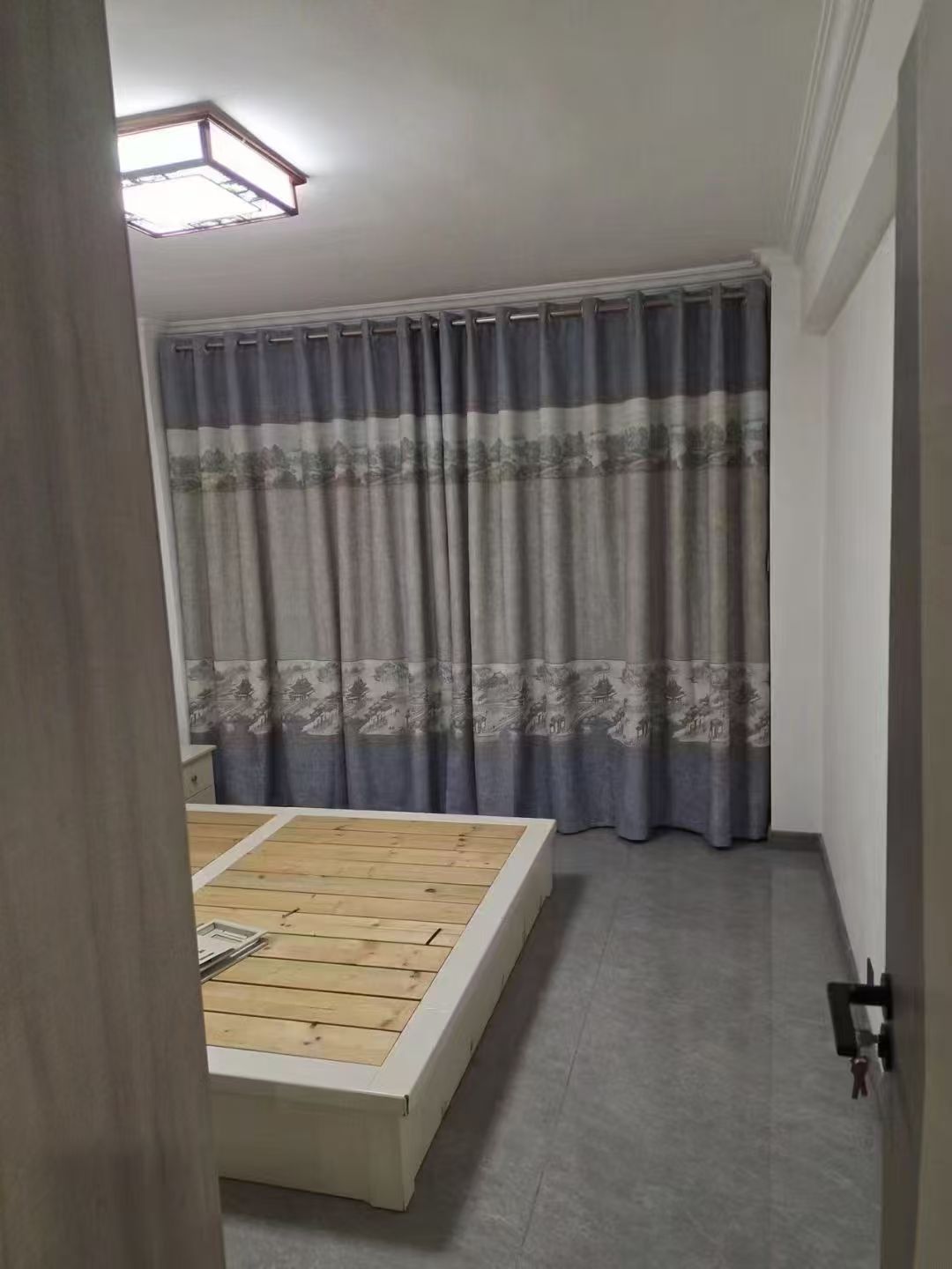 名典居閣樓兩室精裝修900 名典居閣樓兩室精裝修900