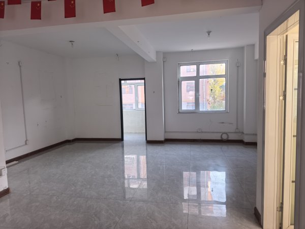 城南單山路旺鋪出租