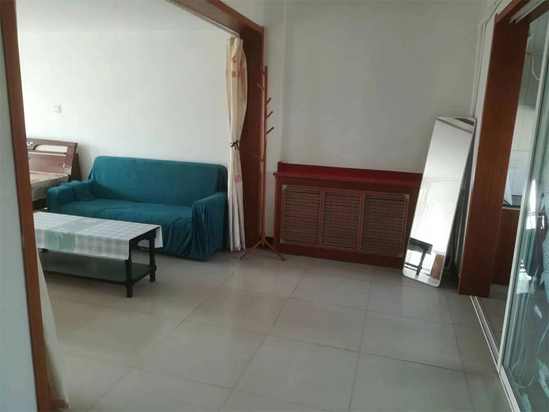 涼水灣鴻?；▓@小區(qū)精裝閣樓出租