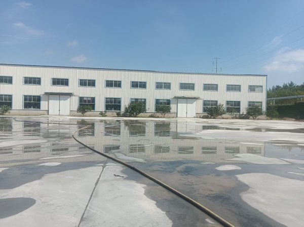 文登經(jīng)濟(jì)開發(fā)區(qū)虎山廠房場(chǎng)地出租