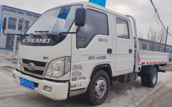 國(guó)五柴油福田大雙排3米1后斗 國(guó)五柴油福田大雙排3米1后斗